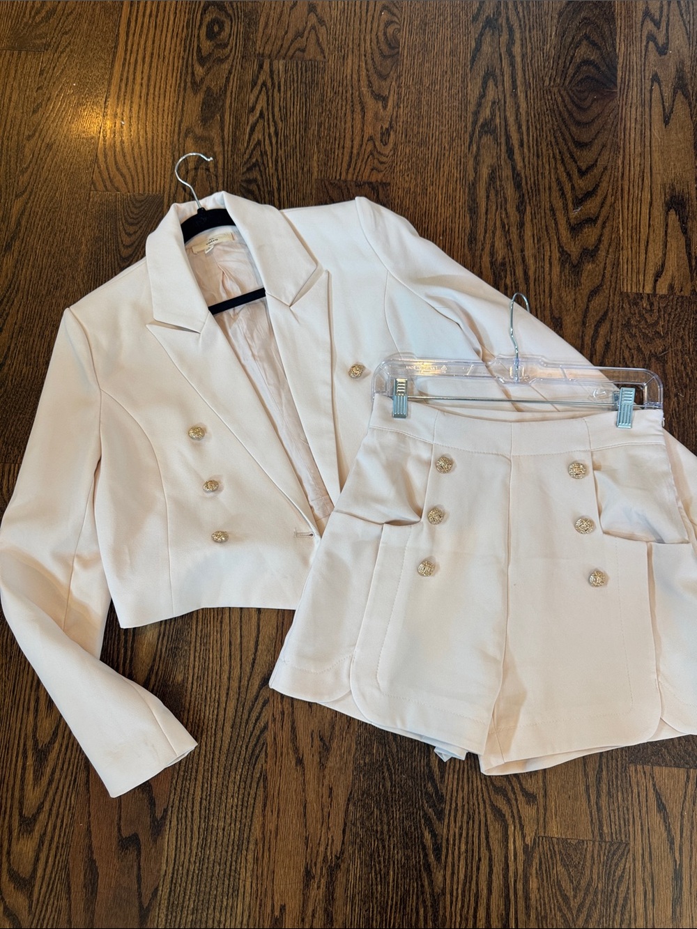 Entro Ivory Cropped Blazer & Shorts Set Gold Buttons Small
